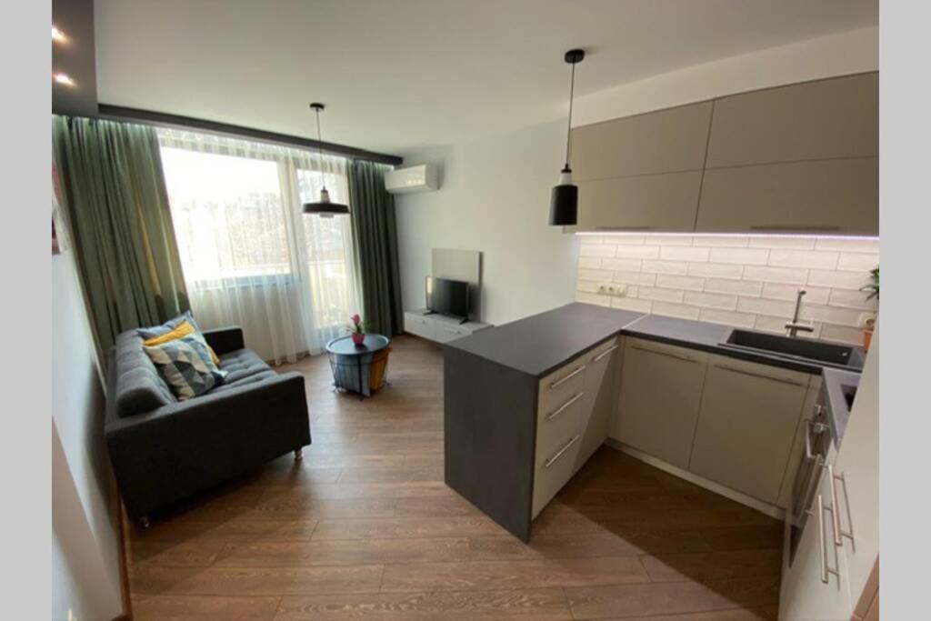 Lux 1Bd/1Ba City Center Apartment Blagoevgrad Esterno foto